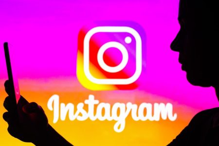 buy Instagram likes to boost your online profile